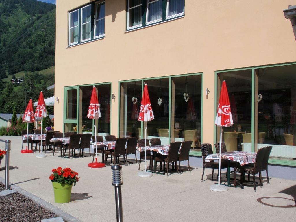 Jufa Hotel Kaprun - Summercard Included エクステリア 写真