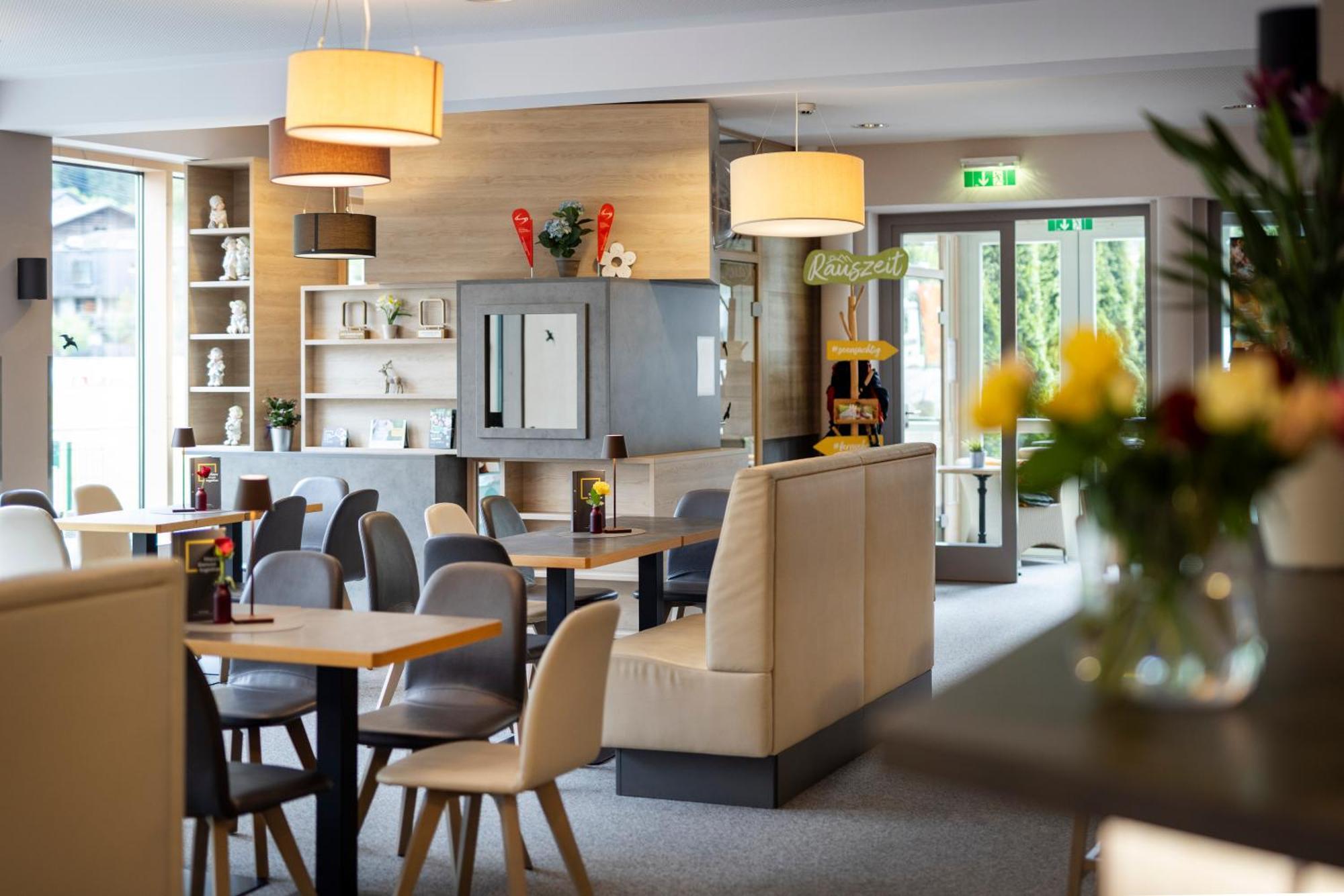 Jufa Hotel Kaprun - Summercard Included エクステリア 写真