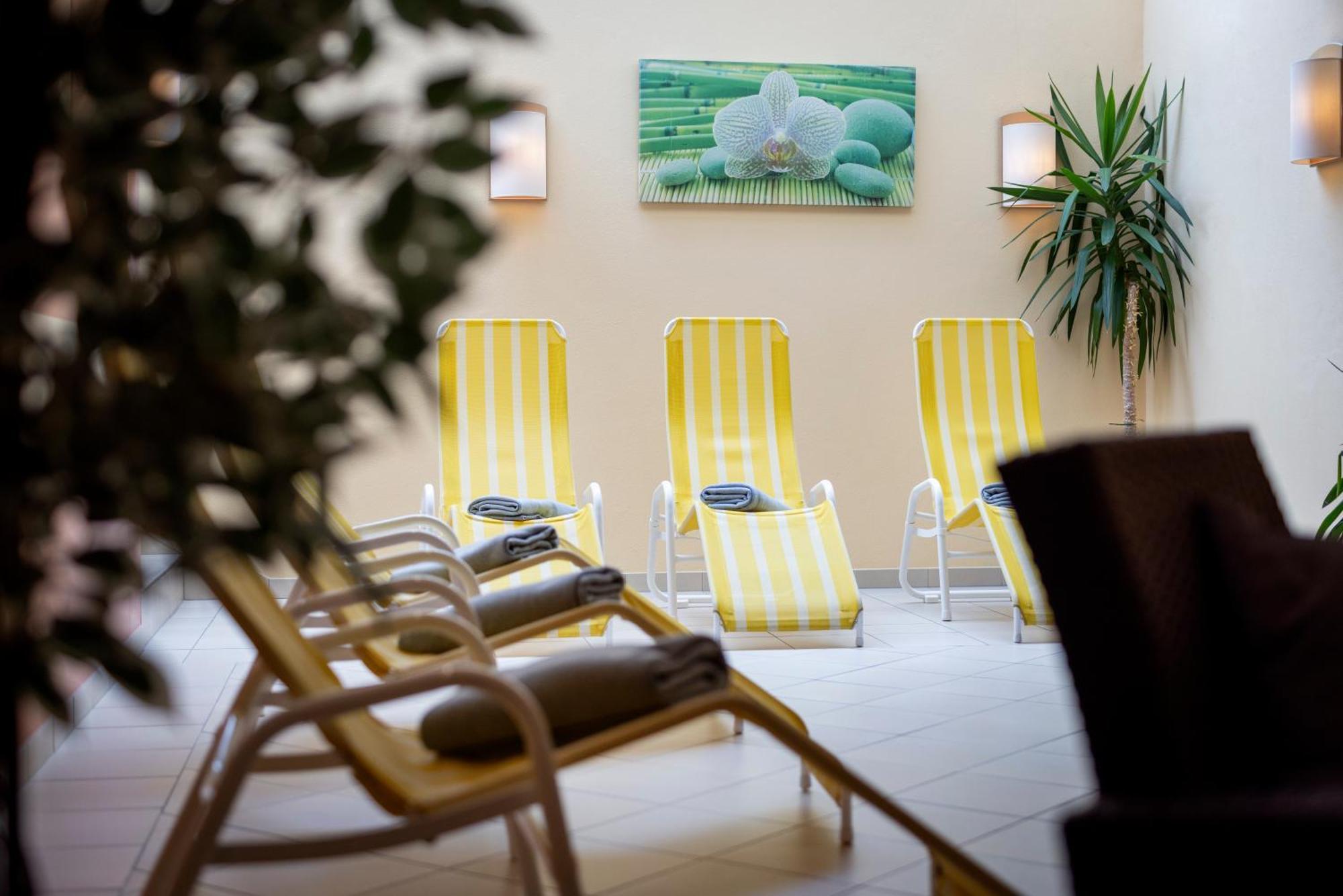 Jufa Hotel Kaprun - Summercard Included エクステリア 写真